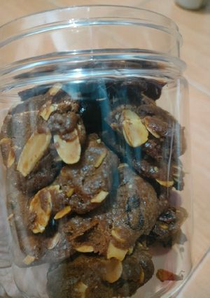 Foto resep Almond Raisin Cookies