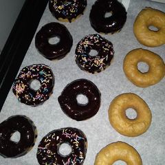A picture of Ring Doughnuts.