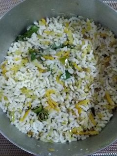 கண் பார்வைக்கு உகந்த நெல்லிக்காய் காரட் வெள்ளரிக்காய் சாதம்(amla carrot and cucumber rice recipe) செய்முறை முக்கிய புகைப்படம்