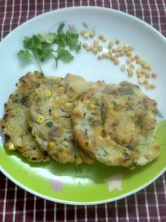அரிசி மாவு சிற்றுண்டி (Rice flour snack recipe in Tamil) செய்முறை முக்கிய புகைப்படம்