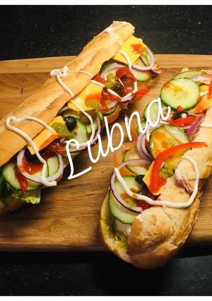 A picture of Subway style sandwich:.