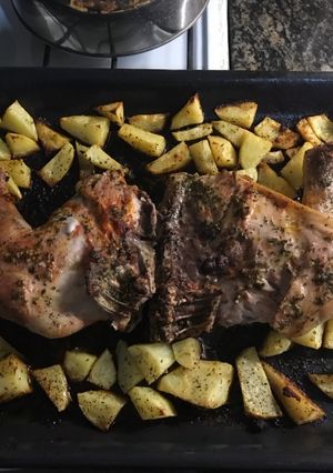 Una foto de Pollo con papas ! 👌🏻