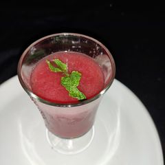 A picture of Water melon juice.