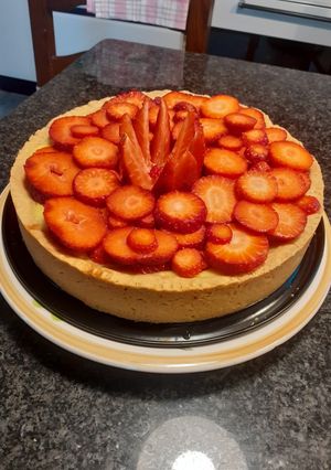 Foto di Crostata crema cotta e fragole