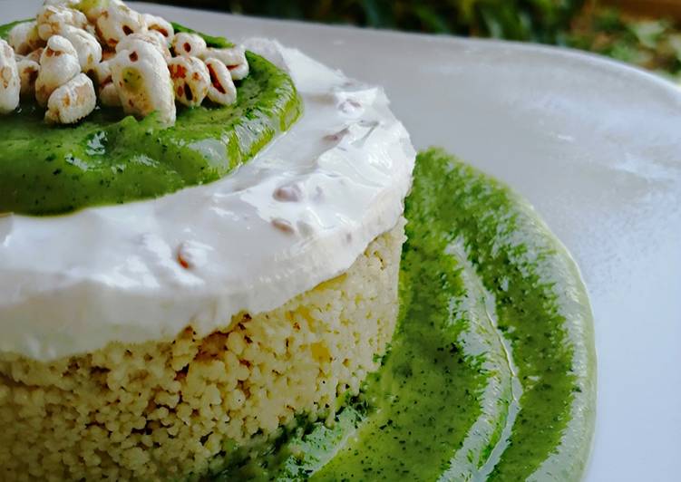 Couscous-cheesecake con crema di zucchine