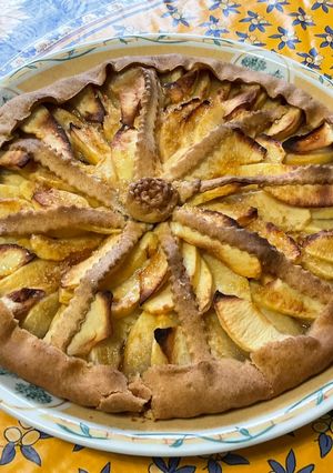 Une photo de Tarte aux pommes et flocons d'érable