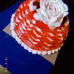 A picture of स्ट्रॉबेरी केक (Strawberry cake recipe in Hindi).