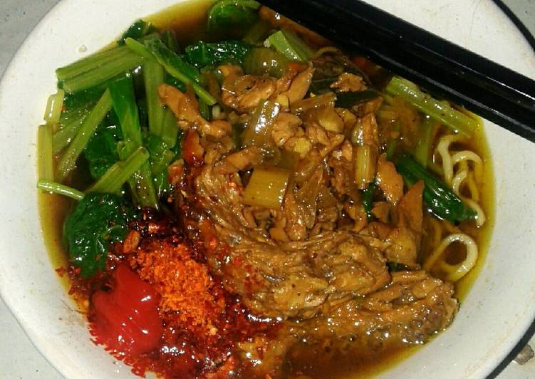 Resep Mie ayam  solo  oleh Yeni Dwi Fianty Cookpad