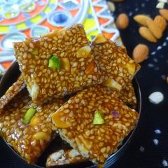 A picture of Til Dry Fruits Chikki.