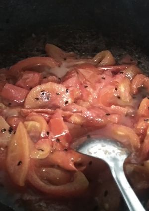 A picture of Tomato sauce.
