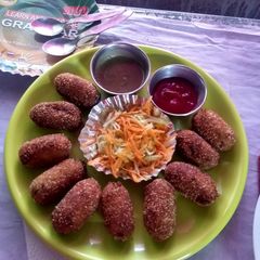 A picture of Mix Veg paneer cutlet.
