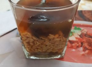 Una foto de Ciruelas con mote