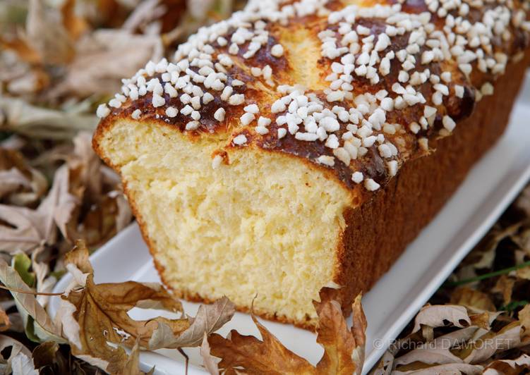 Brioche inratable aux perles de sucre