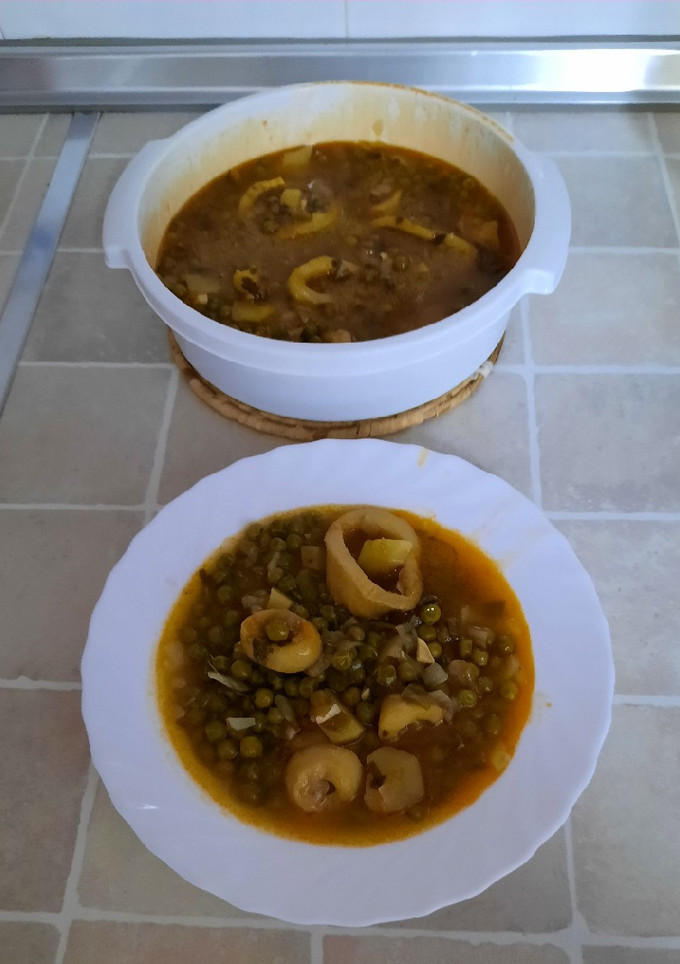 Una foto de Guisantes con anillas de calamar