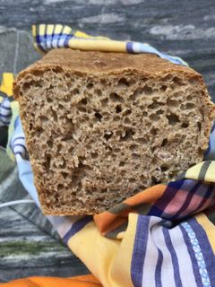 Una foto de Pan de espelta integral