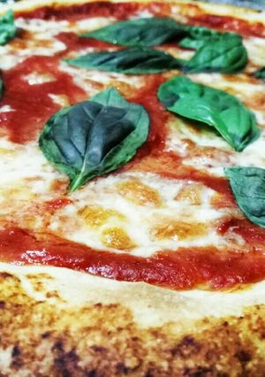 Foto principal de Pizza napolitana casera