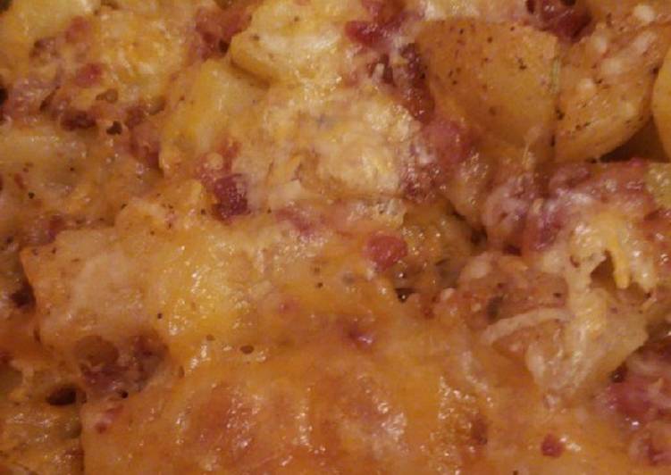 Cheesy bacon golden potatoes Cheesy bacon golden potatoes