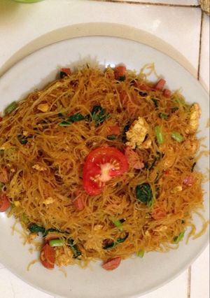 Foto resep Bihun goreng sosis mantap