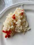 Arroz simple con un toque de cebolla y chile pimiento