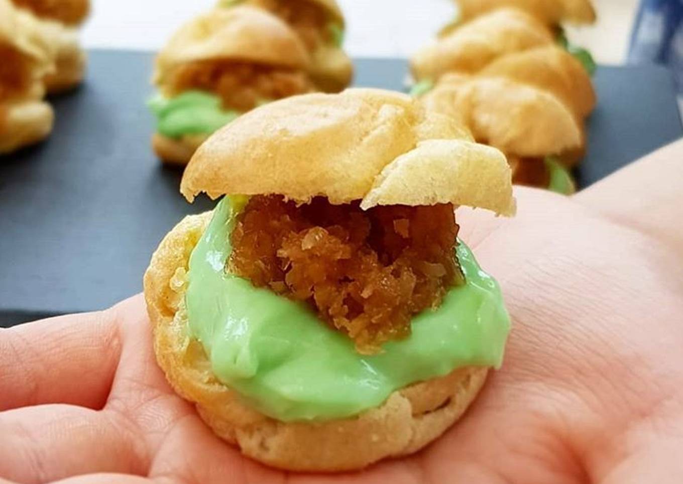 Recipe of Any-night-of-the-week Pandan Cream Patissiere and Coconut
Palm Sugar Filling