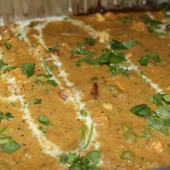 A picture of Panner mutter korma.