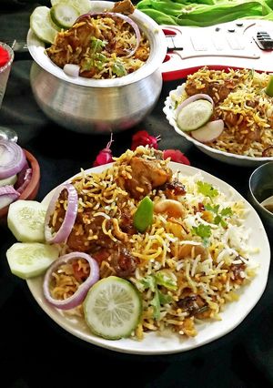 চিকেন টিক্কা বিরিয়ানি(Chicken Tikka Biriyani in Bengali) রেসিপির প্রধান ছবি