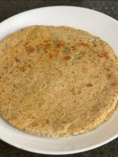 A picture of Herbed 🌿 Rajgira Flour Chapati (Gluten-free).