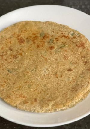 A picture of Herbed 🌿 Rajgira Flour Chapati (Gluten-free).
