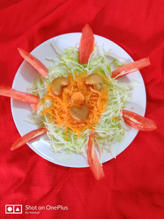 A picture of Salad.