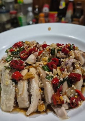 รูปของ ไก่ต้มซอสน้ำมันงา