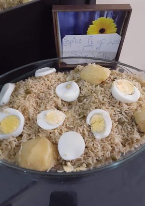 A picture of Aloo Mattar ka pulao.