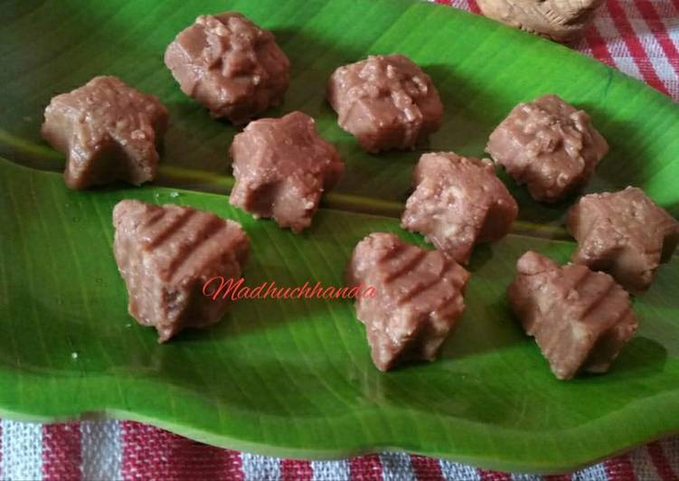 Easiest Way to Prepare Ultimate চকলেট সন্দেশ (Chocolate sandesh recipe in Bengali)