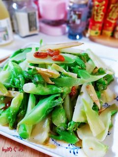 枸杞麻油薑絲清炒娃娃菜 的食譜成品照片