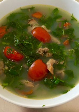 Hình của món Canh trai nấu lá lốt xương xông.