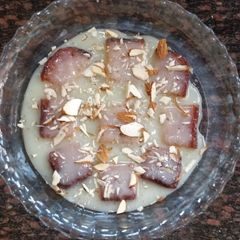 A picture of Shahi tukda bites.