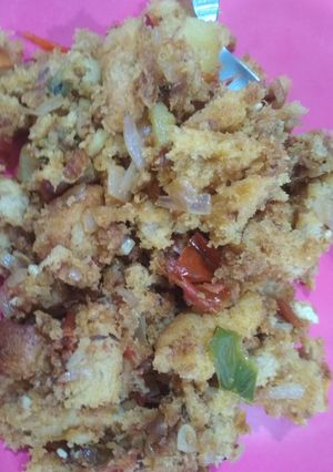 A picture of Bread poha.