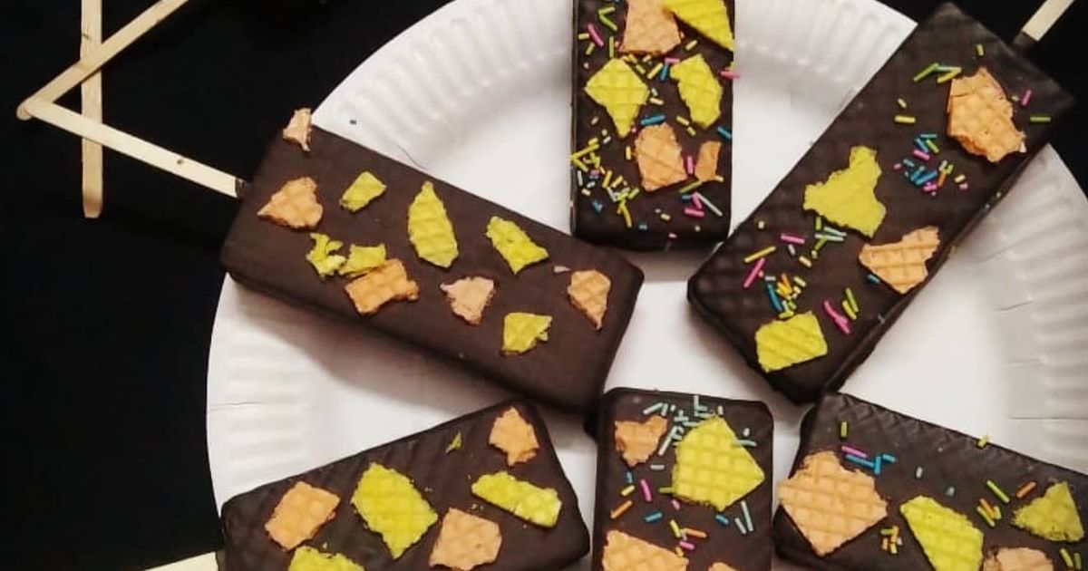Normal Sticks Chocolate Wafer Sticks Recipe by DrSwati Verma - Cookpad