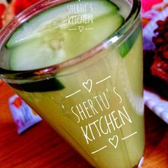 A picture of Cucumber & ginger drink.
