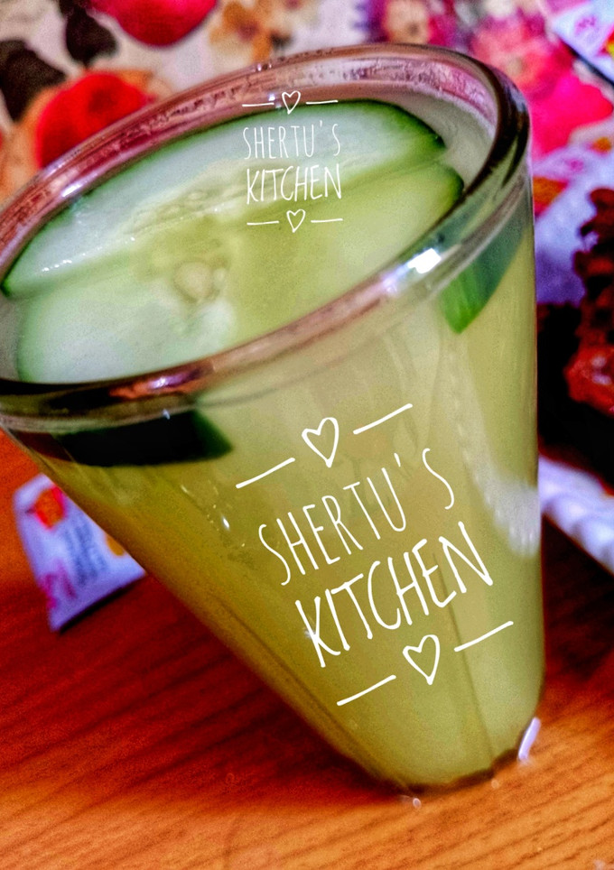 A picture of Cucumber & ginger drink.