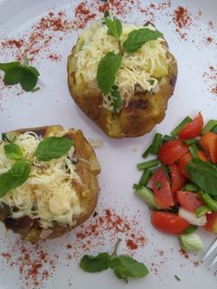A picture of Jacket potato.