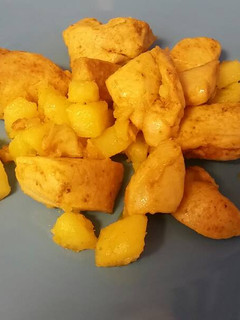 Una foto de Pinchitos compuestos con patatas