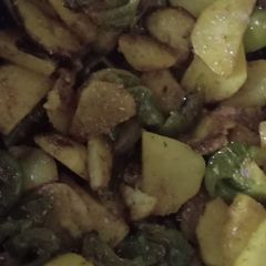 A picture of Dry spices patato capcicum.