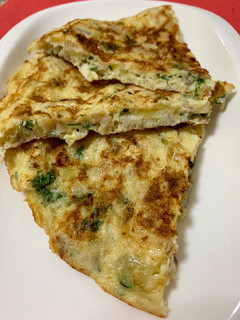 Una foto de Tortilla de bacalao y calabacín