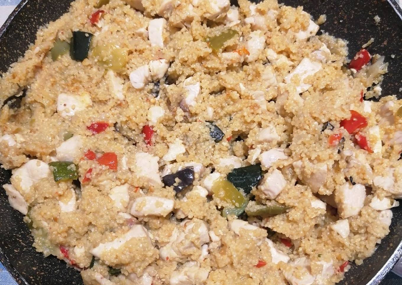 Couscous con pollo y verduras
