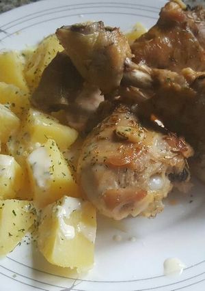 Una foto de Jamoncitos de Pollo Asados en Pimentón
