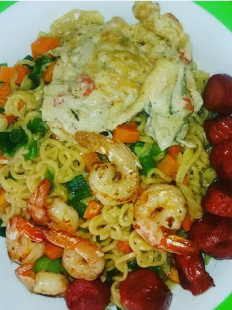 Easy Way Prepare Recipe Indomine with shrimp, egg and sausage that is Delicious, Appealing}