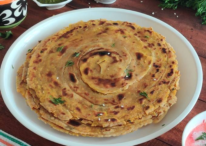 Chatpata laccha paratha Recipe by Pooja M. Pandit - Cookpad