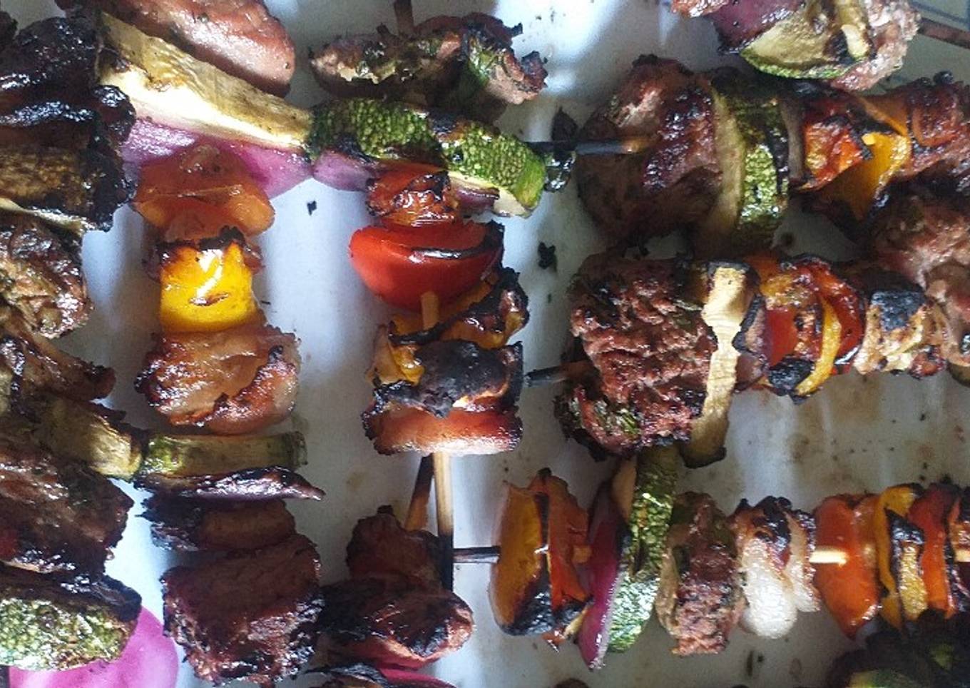 Brochetas de res