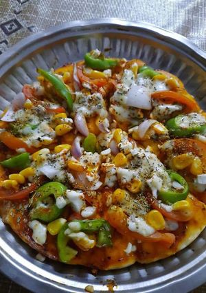 A picture of Veg Pizza.