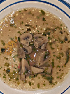 A picture of Mushroom soup.